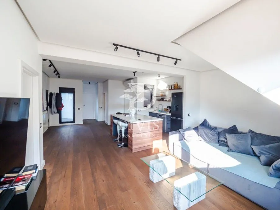 Prodaja, trosoban stan, 76m², Stari Grad, Beograd