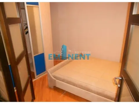 Rent, two bedroom apartment, 45m², Kalenić Pijaca, Vračar Sve Podlokacije - image 9