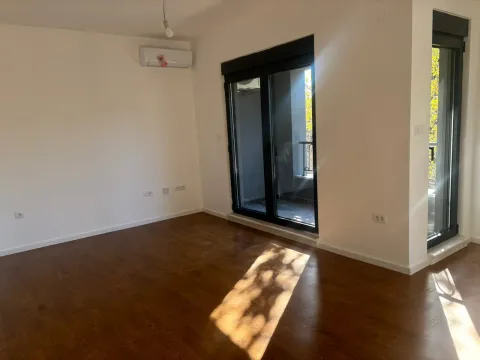 Prodaja, dvosoban stan, 68m², Zagorič, Podgorica - image 10