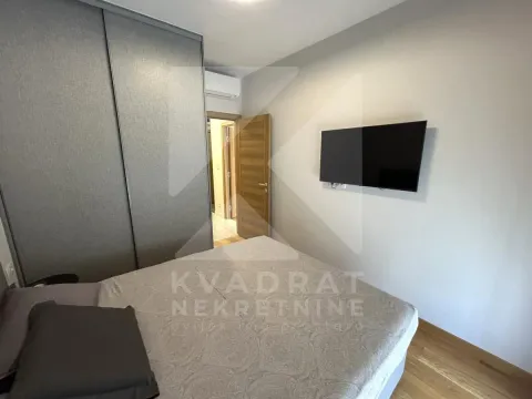 Izdavanje, jednosoban stan, 48m², New City, Podgorica - image 11