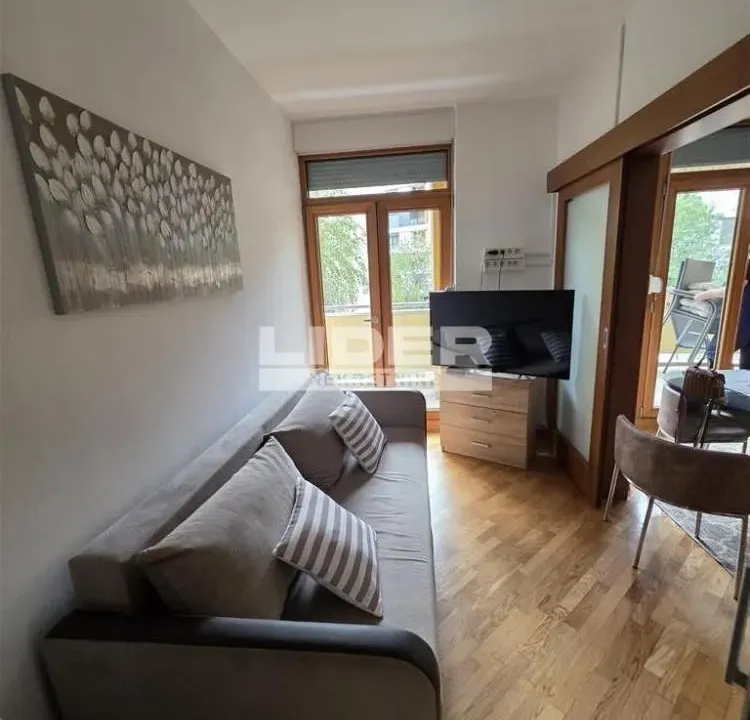 Izdavanje, trosoban stan, 75m², Palilula Sve Podlokacije, Beograd
