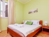 Sale, two bedroom apartment, 62m², Grad, Kotor - image 8