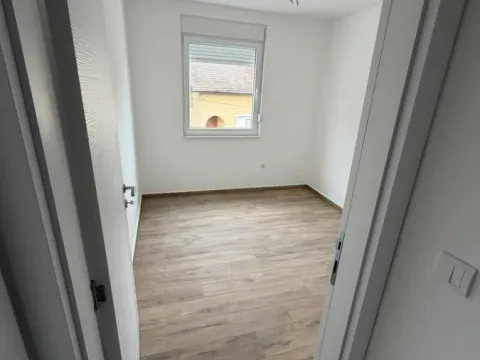 Sale, three bedroom apartment, 71m², Adice, Novi Sad Sve Podlokacije - image 5