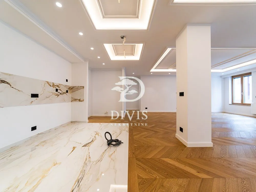 Prodaja, četvorosoban stan, 228m², Vračar Hram, Vračar Sve Podlokacije