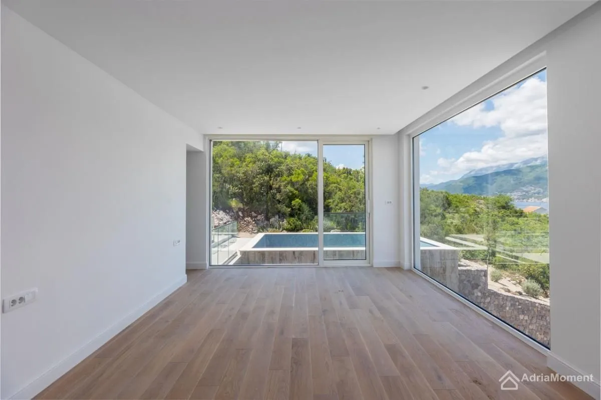 Prodaja, kuća, 328m², Krašići, Tivat