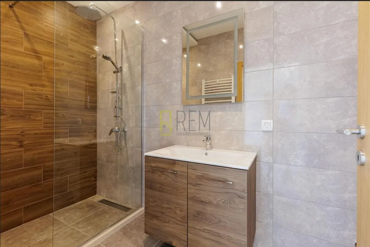 Prodaja, kuća, 200m², Krašići, Tivat