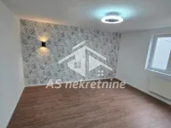 Izdavanje, četvorosoban stan, 140m², Ledine, Beograd - image 6