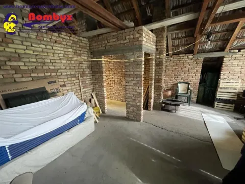 Prodaja, kuća, 155m², Sremska Kamenica, Petrovaradin - image 24