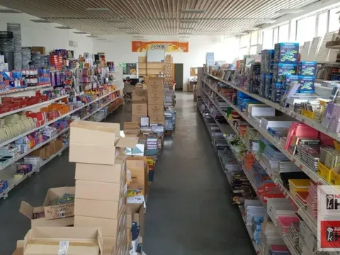 Rent, office space, 300m², Novo naselje, Novi Sad - image 7