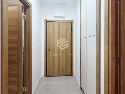 Rent, one bedroom apartment, 48m², City Kvart, Podgorica - image 11