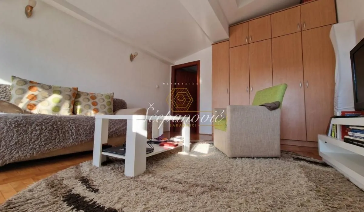Prodaja, jednosoban stan, 40m², Podbara, Novi Sad Sve Podlokacije
