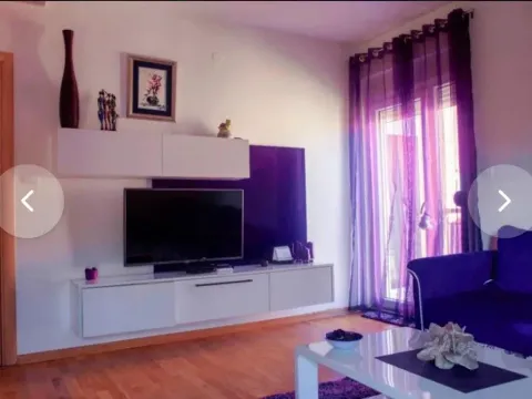 Rent, one bedroom apartment, 46m², Dalmatinska ulica, Podgorica - image 1