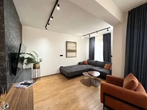 Rent, two bedroom apartment, 90m², Seljanovo, Tivat - image 2