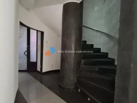 Izdavanje, poslovni prostor, 106m², Stari Grad, Beograd - image 14