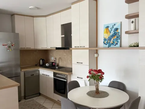 Rent, two bedroom apartment, 56m², City Kvart, Podgorica - image 11