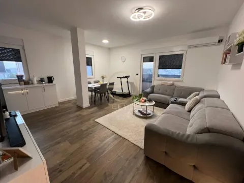 Sale, three bedroom apartment, 87m², Veternička rampa, Novi Sad Sve Podlokacije - image 4