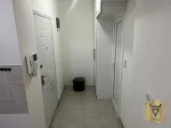 Izdavanje, dvosoban stan, 43m², Đeram Pijaca, Beograd - image 10