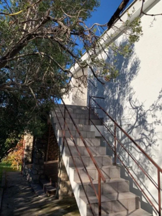 Prodaja, kuća, 180m², Dobre Vode, Bar