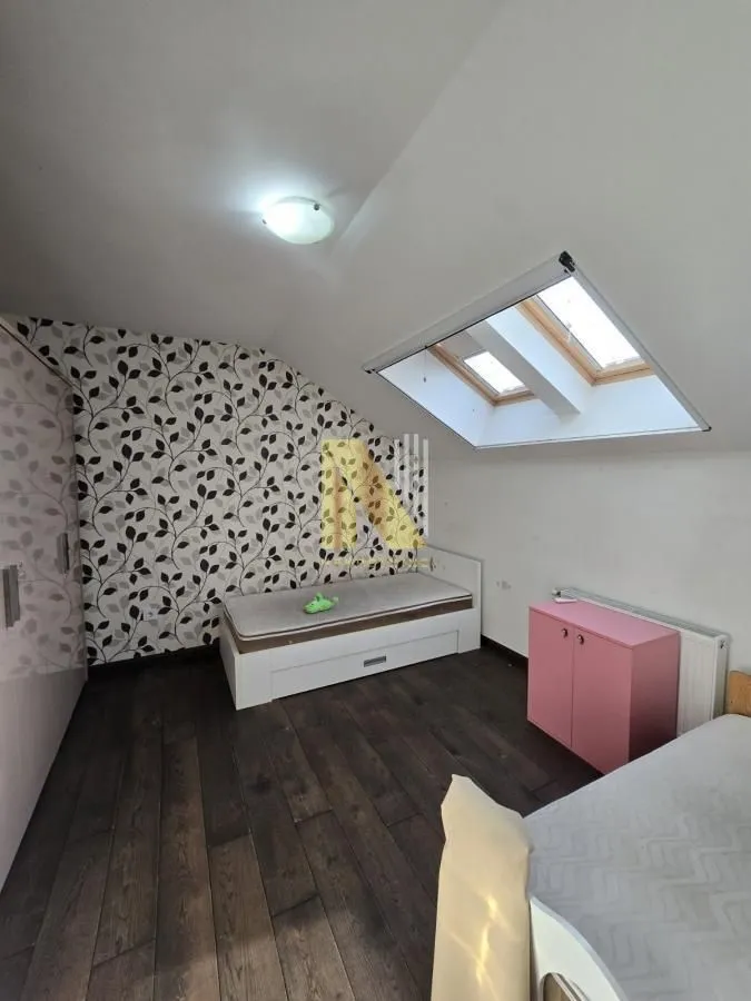 Prodaja, četvorosoban stan, 132m², Novo naselje, Novi Sad