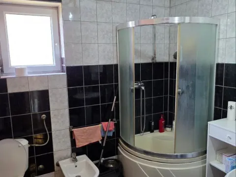 Prodaja, kuća, 312m², Bukovački plato, Petrovaradin - image 8