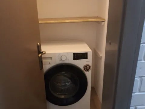 Izdavanje, dvosoban stan, Blok 5, Podgorica - image 16