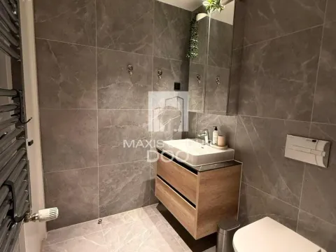 Sale, three bedroom apartment, 70m², Savski Venac, Beograd - image 10
