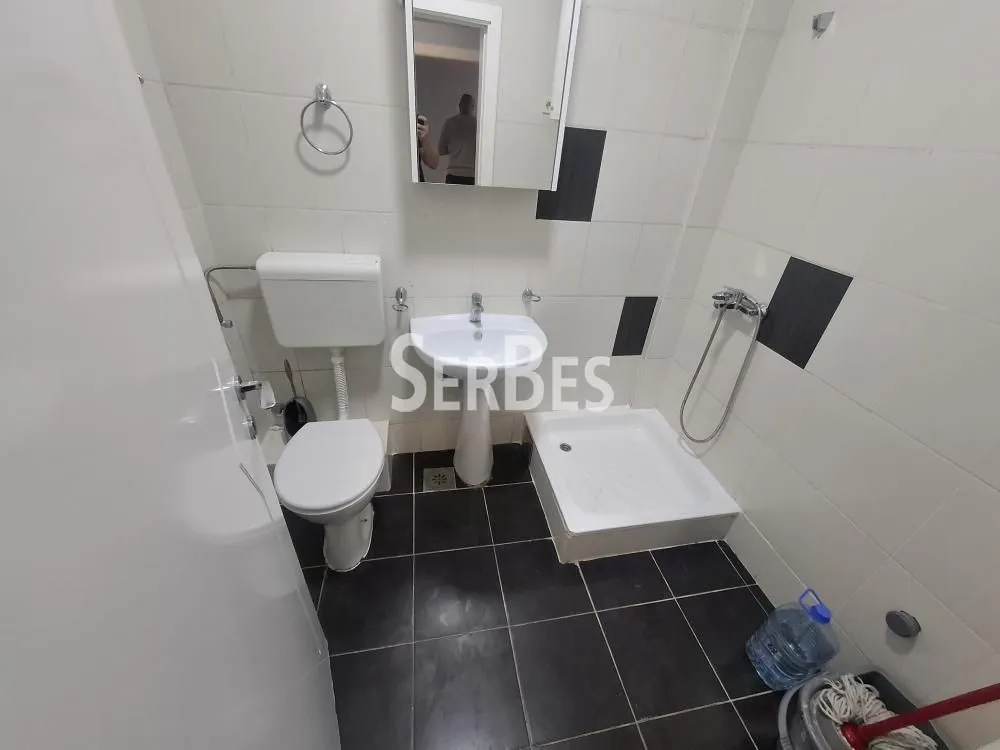 Prodaja, trosoban stan, 78m², Centar, Novi Sad