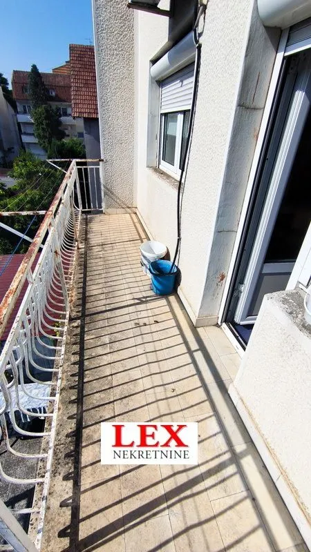 Sale, apartment, 140m², Julino Brdo, Beograd