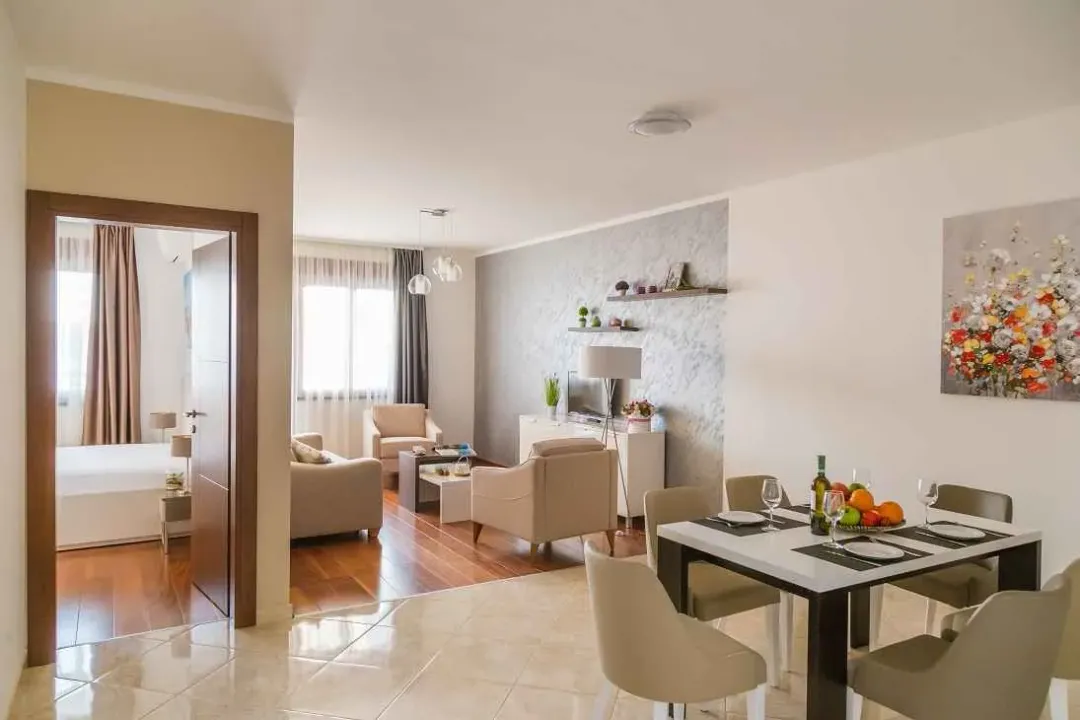 Prodaja, jednosoban stan, 64m², Bečići, Budva