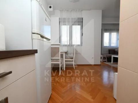 Izdavanje, garsonjera, 30m², Zagorič, Podgorica - image 6