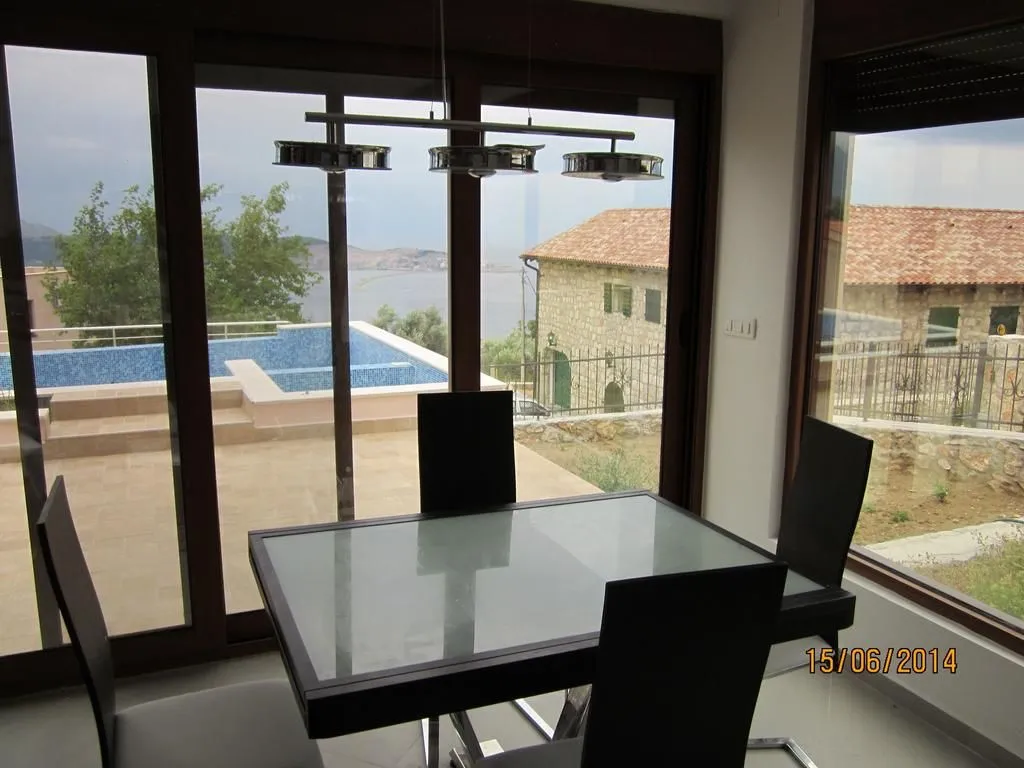 Sale, house, 290m², Bar, Crna Gora