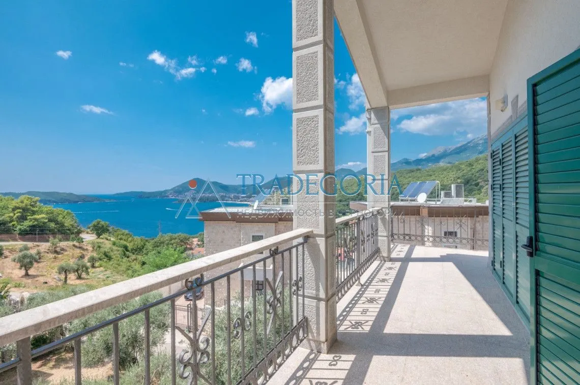 Prodaja, kuća, 453m², Pržno, Budva