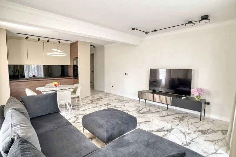 Rent, two bedroom apartment, 80m², Centar, Budva