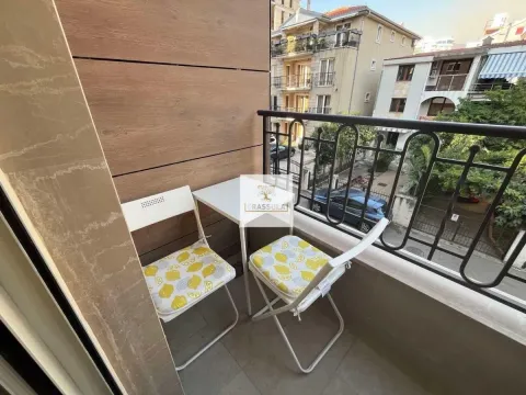 Izdavanje, garsonjera, 34m², Budva, Crna Gora - image 7