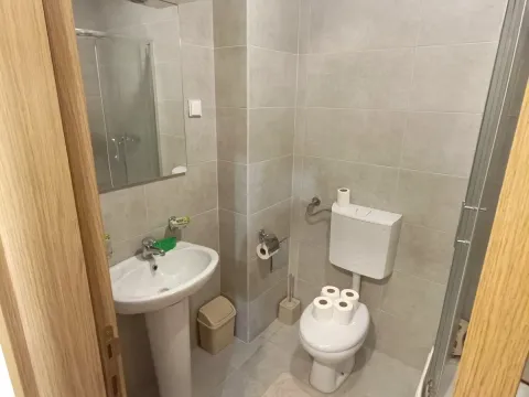 Rent, one bedroom apartment, 50m², Stari Aerodrom, Podgorica - image 3