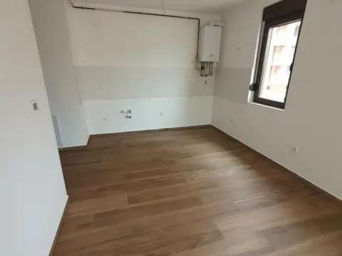 Prodaja, trosoban stan, 75m², Ruma, Srbija - image 4