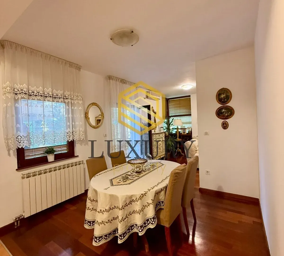 Rent, three bedroom apartment, 110m², Gorica C, Podgorica