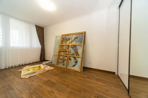 Rent, three bedroom apartment, 100m², Preko Morače, Podgorica - image 8