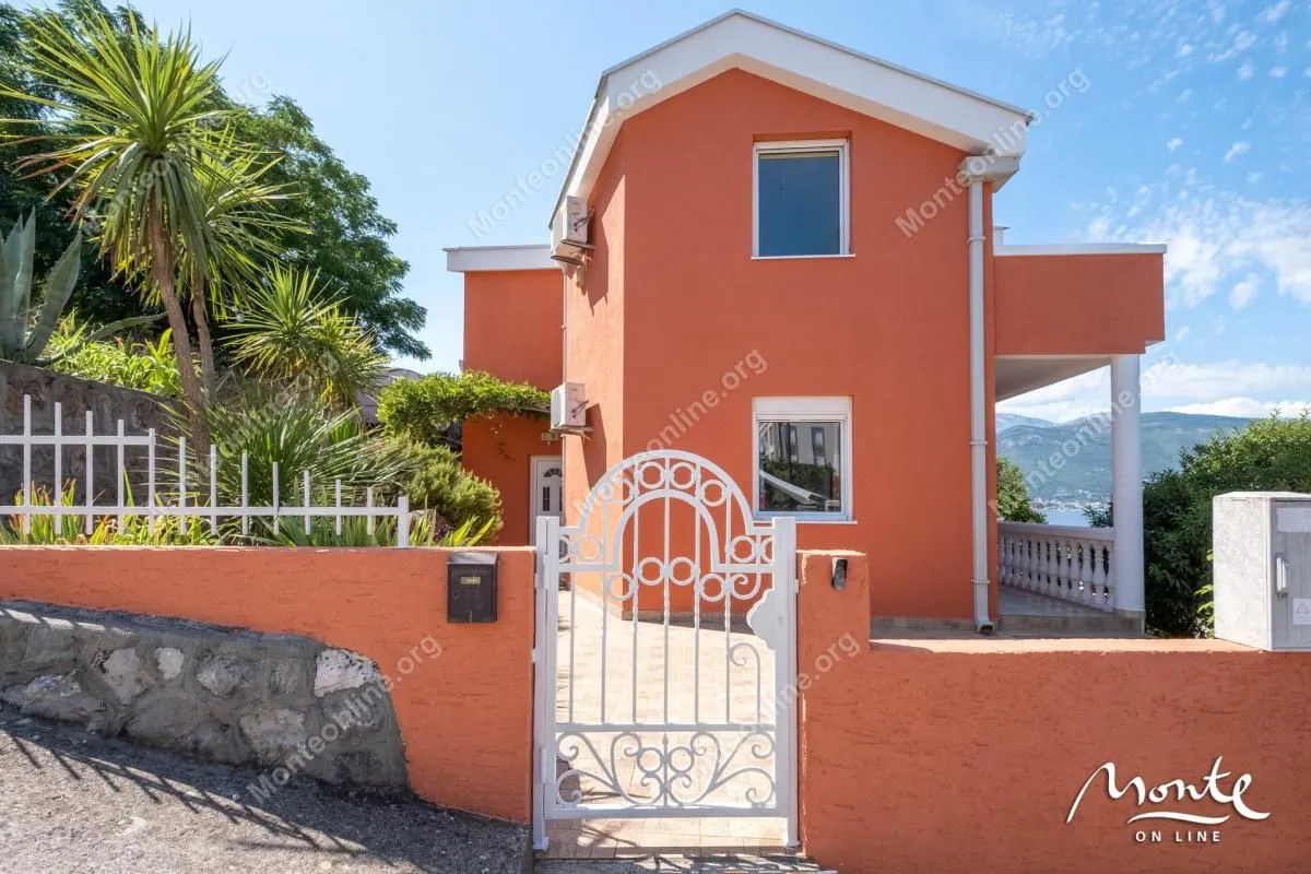 Prodaja, kuća, 89m², Krašići, Tivat
