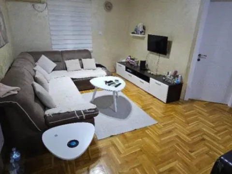Prodaja, jednosoban stan, 43m², 1 maj, Podgorica - image 6