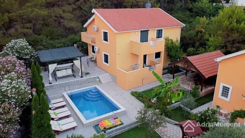 Prodaja, kuća, 266m², Mojdež, Herceg Novi