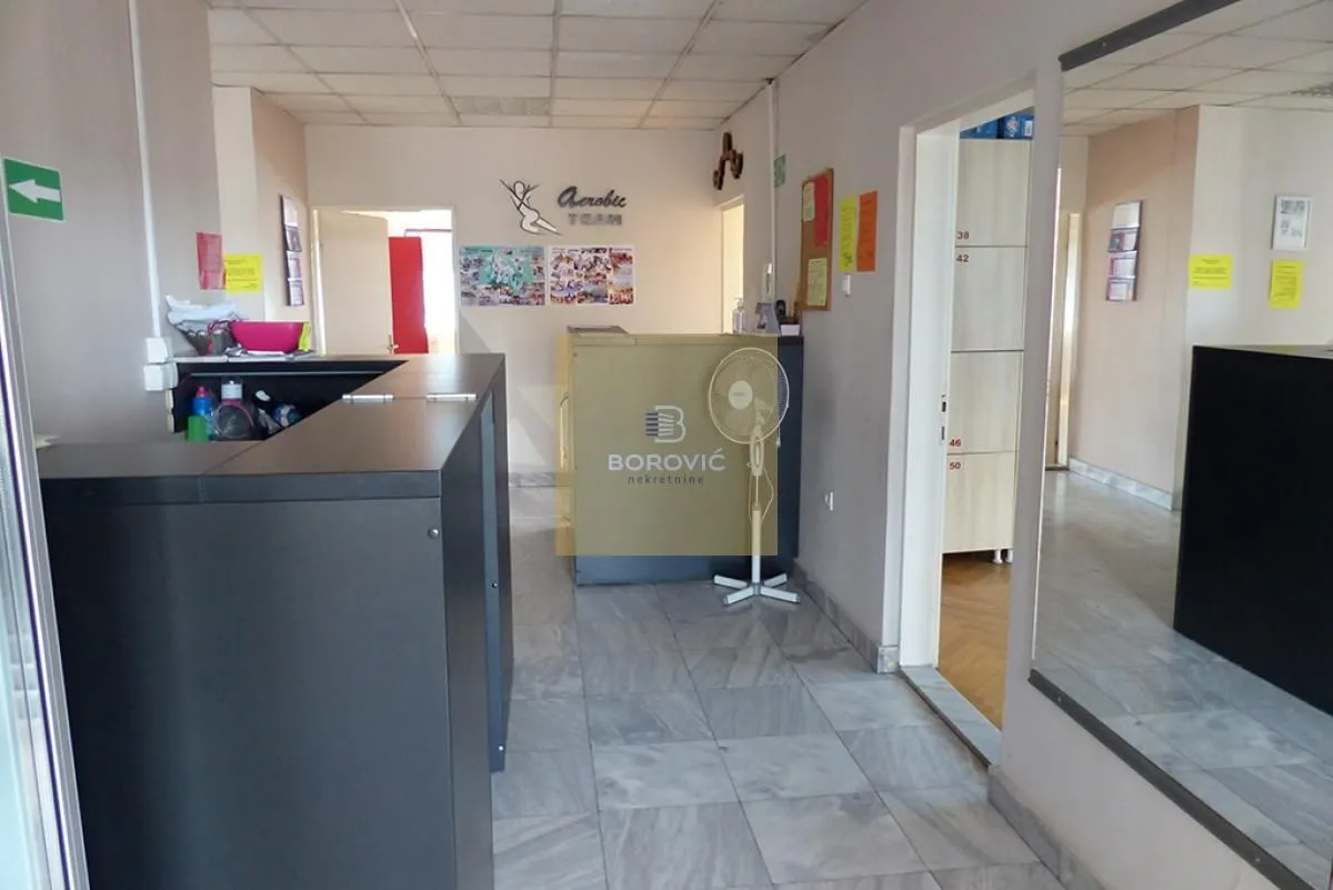 Sale, office space, 273m², Banovo Brdo, Beograd
