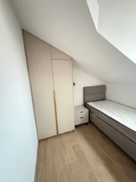 Izdavanje, dvosoban stan, 60m², Tivat, Crna Gora - image 7
