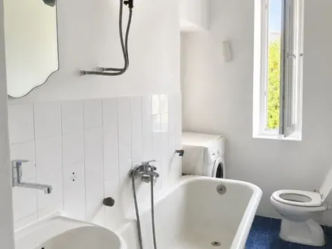 Prodaja, trosoban stan, 70m², Centar, Podgorica - image 9