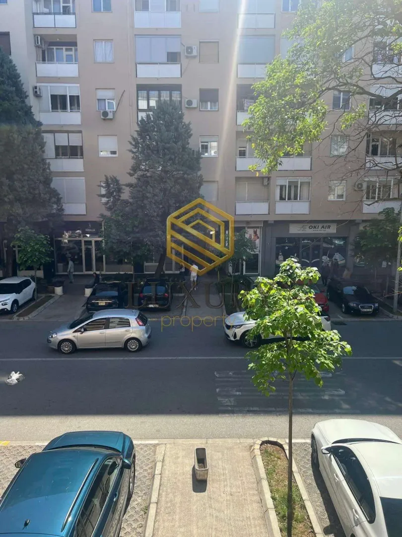 Izdavanje, jednosoban stan, 40m², Preko Morače, Podgorica