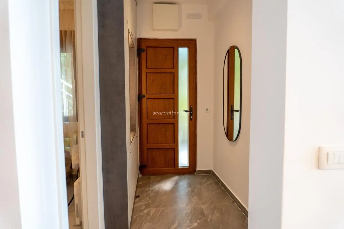 Prodaja, dvosoban stan, 93m², Donja Lastva, Tivat