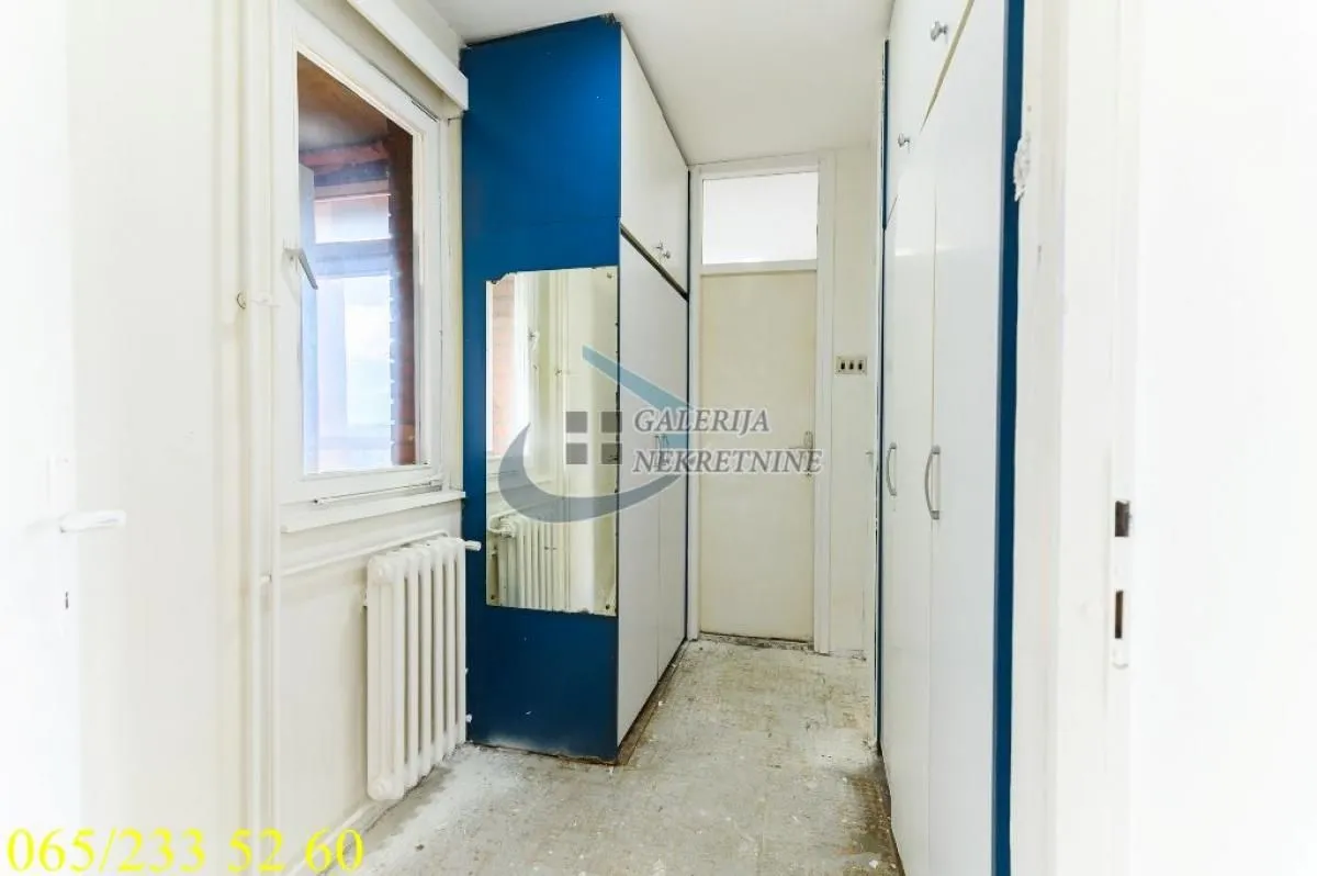 Prodaja, trosoban stan, 77m², Banjica, Voždovac Sve Podlokacije
