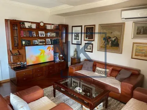 Izdavanje, trosoban stan, 130m², Stari Aerodrom, Podgorica - image 2