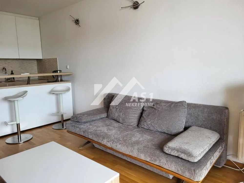 Izdavanje, jednosoban stan, 43m², Telep, Novi Sad Sve Podlokacije