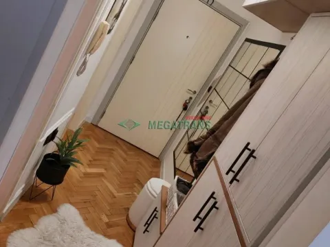 Izdavanje, dvosoban stan, 56m², Centar, Novi Sad - image 10